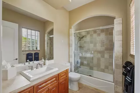Bath - 4712 Briana Ct, Fallbrook, CA 92028 photo 5 of 5