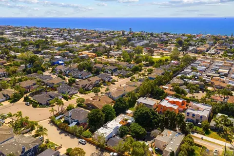 View/Area - 273 Hillcrest Dr, Encinitas, CA 92024 photo 4 of 5