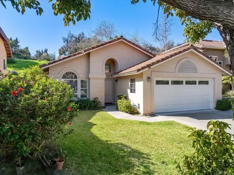 2077 Tiffany Dr, Oceanside, CA 92056