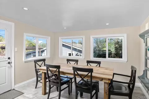Dining - 697 Ocean Vw, Encinitas, CA 92024 photo 1 of 2