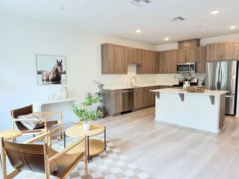 Kitchen - 348 Sweet Pl, Fallbrook, CA 92028 photo 2 of 6