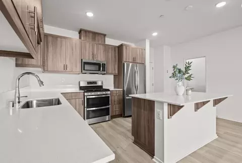 Kitchen - 348 Sweet Pl, Fallbrook, CA 92028 photo 1 of 6