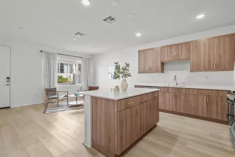 Kitchen - 348 Sweet Pl, Fallbrook, CA 92028 photo 5 of 6