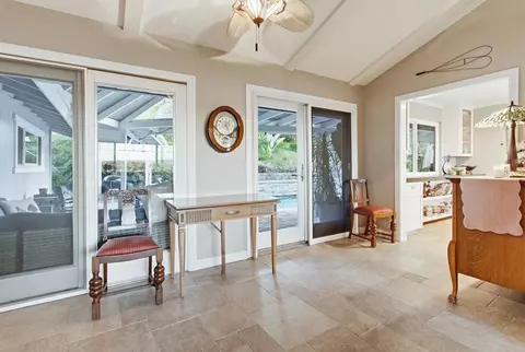 Entry Way - 5012 Sleeping Indian Rd, Fallbrook, CA 92028 photo 3 of 3