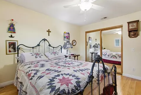Bedroom - 5012 Sleeping Indian Rd, Fallbrook, CA 92028 photo 8 of 8
