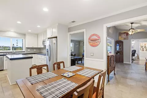 Dining - 5012 Sleeping Indian Rd, Fallbrook, CA 92028 photo 3 of 3