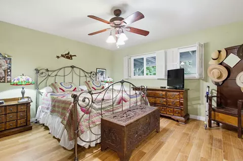 Bedroom - 5012 Sleeping Indian Rd, Fallbrook, CA 92028 photo 1 of 8