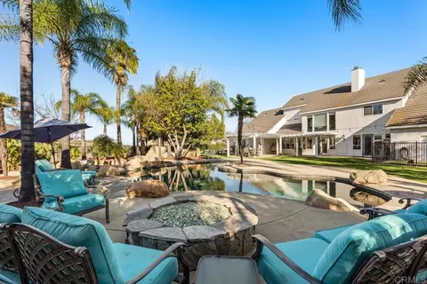 38755 Via Vista Grande, Murrieta, CA 92562