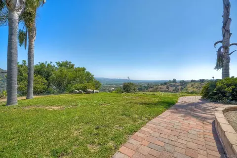 Exterior - 3149 Old Post Rd, Fallbrook, CA 92028 photo 12 of 12