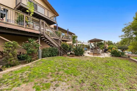 Exterior - 370 Spanish Spur, Fallbrook, CA 92028 photo 10 of 16