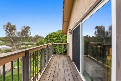 Exterior - 370 Spanish Spur, Fallbrook, CA 92028 photo 4 of 16