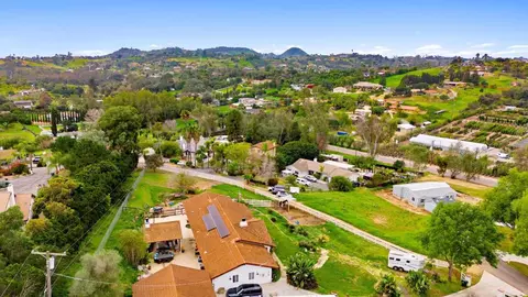 View/Area - 370 Spanish Spur, Fallbrook, CA 92028 photo 4 of 4