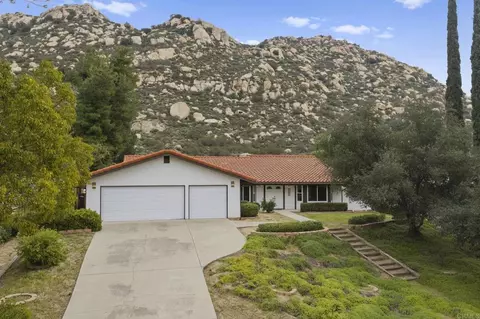 25072 Poderio Dr, Ramona, CA 92065