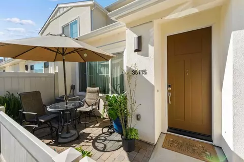 35115 Rangpur Ln, Fallbrook, CA 92028