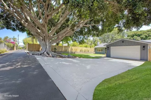1019 Highland Dr, Vista, CA 92083