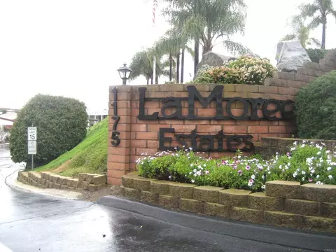 1175 La Moree Rd #33, San Marcos, CA 92078