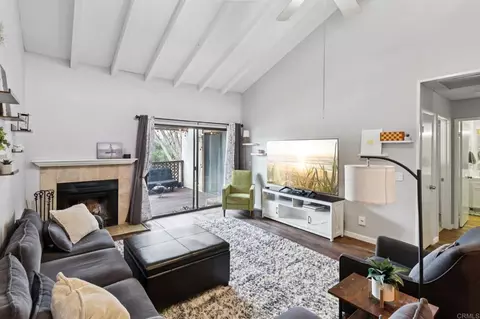 Living - 15696 Davis Cup Ln, Ramona, CA 92065 photo 4 of 4