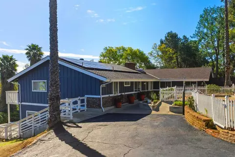 3248 Mary Ln, Escondido, CA 92025