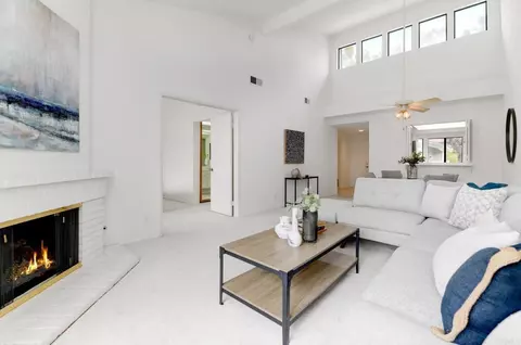 1065 Brewley Ln, Vista, CA 92081