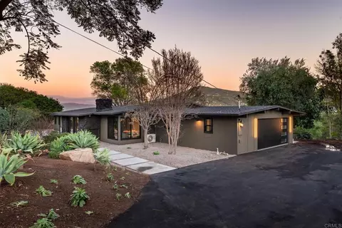 2951 Anaheim St, Escondido, CA 92025