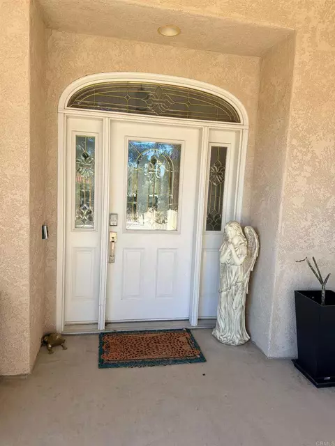 7447 San Remo Trl, Yucca Valley, CA 92284