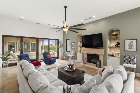 Living - 4229 Bridlewood Rd, Fallbrook, CA 92028 photo 6 of 6