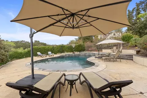 Exterior - 4229 Bridlewood Rd, Fallbrook, CA 92028 photo 10 of 12