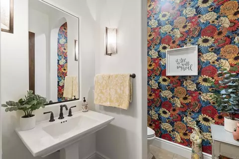 Bath - 4229 Bridlewood Rd, Fallbrook, CA 92028 photo 1 of 7