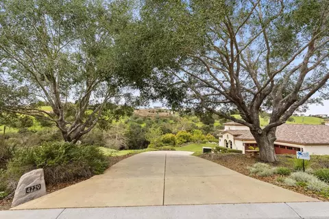 Exterior - 4229 Bridlewood Rd, Fallbrook, CA 92028 photo 1 of 12