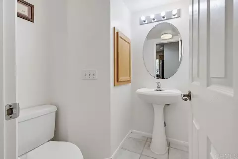 Bath - 4002 Craven Rd #4, Oceanside, CA 92057 photo 1 of 6