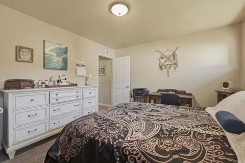 Bedroom - 1957 Clover Way, Escondido, CA 92026 photo 4 of 4