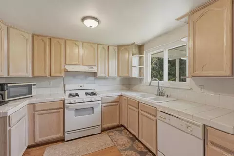 Kitchen - 1957 Clover Way, Escondido, CA 92026 photo 1 of 1