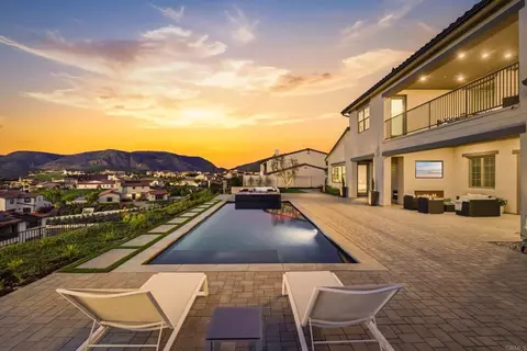 8144 Silverwind Dr, San Diego, CA 92127