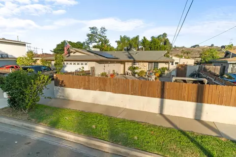 View/Area - 128 Frontier Dr, Oceanside, CA 92054 photo 7 of 7