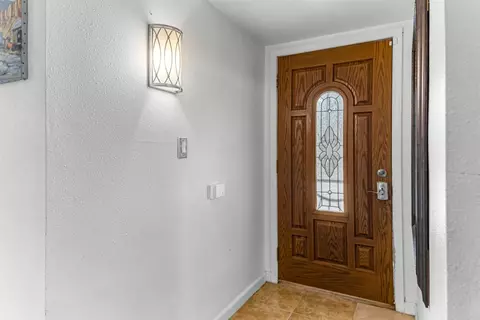 Entry Way - 128 Frontier Dr, Oceanside, CA 92054 photo 1 of 2