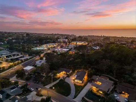 323 Glencrest Dr, Solana Beach, CA 92075