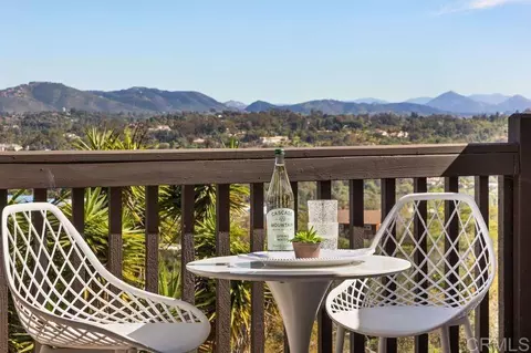 2118 Valleydale Ln, Encinitas, CA 92024