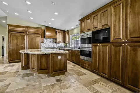 Kitchen - 1460 Orpheus Ave, Encinitas, CA 92024 photo 1 of 3