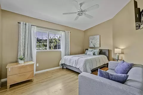 Bedroom - 1460 Orpheus Ave, Encinitas, CA 92024 photo 3 of 8