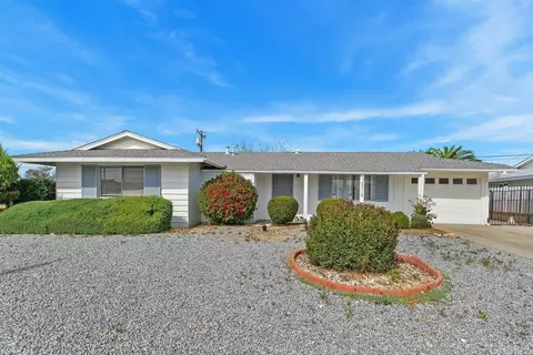 29518 Pebble Beach Dr, Menifee, CA 92586