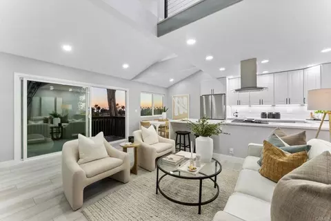 1413 La Salina St, Oceanside, CA 92054