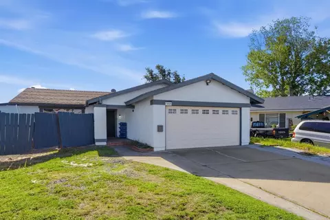 7851 Parma Ln, San Diego, CA 92126