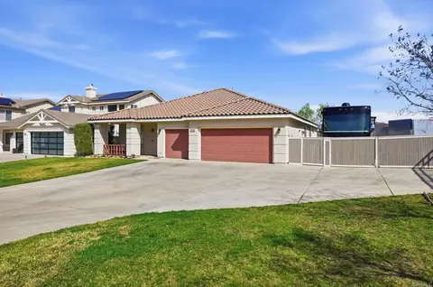 27678 Trailhead Ct, Corona, CA 92883