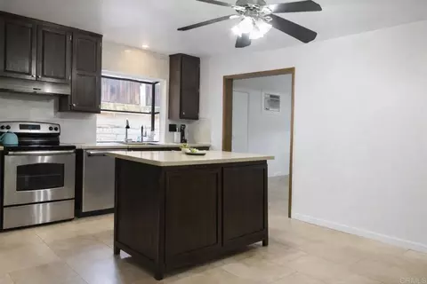 1449 Granger Ave, Escondido, CA 92027 photo 2