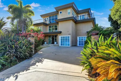 2812 Poinsettia Dr, San Diego, CA 92106
