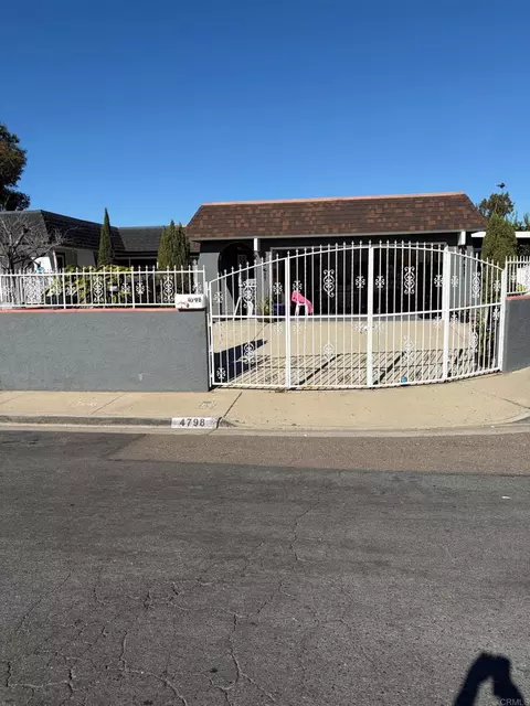4798 Calle Los Santos, Oceanside, CA 92057