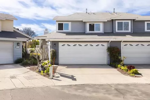 349 Rolling Hills Ln, San Marcos, CA 92069