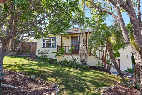 4504 Lee Ave, La Mesa, CA 91941