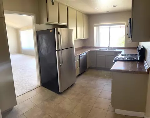 Kitchen - 2011 Jason Gln, Escondido, CA 92026 photo 1 of 3
