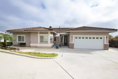 120 N N Upas, Escondido, CA 92025